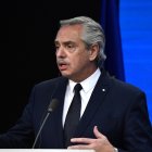 Alberto Fernández denunciado por golpeador